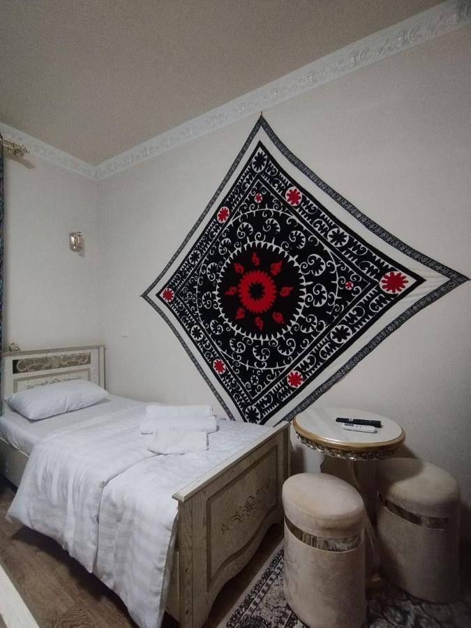 Qozi Hotel Samarkand Bagian luar foto